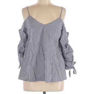 NWT Belle Sky Blouse Size X-Small